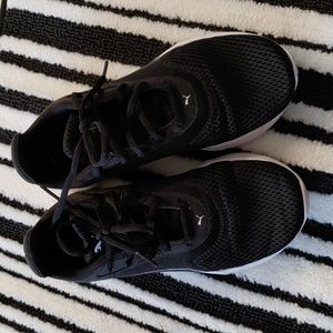 PUMA  Ladies Sneakers 6.5